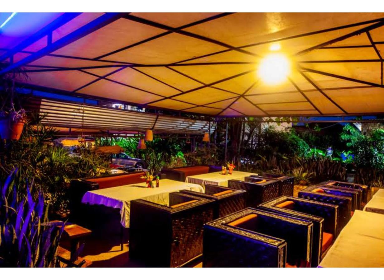 African Tribe Hotel Kampala Bagian luar foto