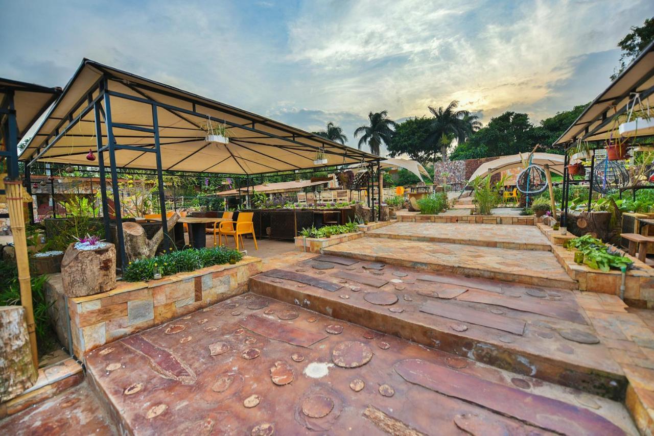 African Tribe Hotel Kampala Bagian luar foto